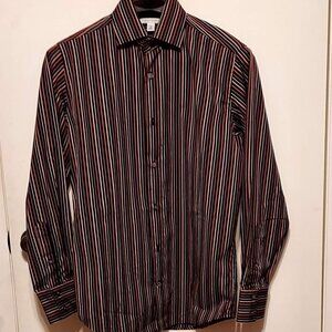 New with out tags Banana Republic Mens Stripe Shirt. Size M Long Sleeves.